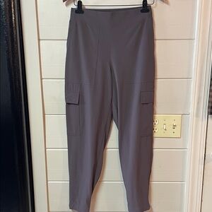 Athleta Cargo Pants Pull On Size 4.